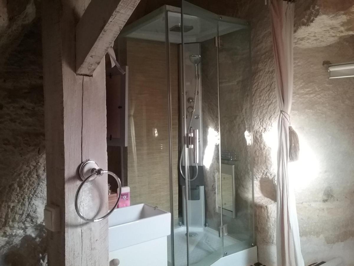 Troglodyte Loft Bed and Breakfast Thoré-la-Rochette Exteriör bild